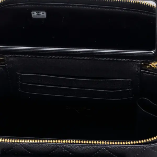 Chanel Quilted Polly Pocket Top Vanity Quilted Caviar East West