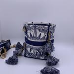 Dior D-Bubble Christmas Limited Octagram Star Tassel Bucket Bag