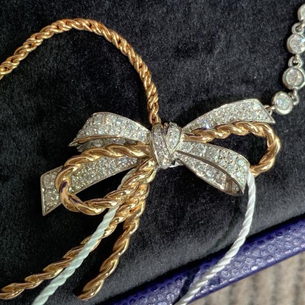 Chaumet Insolence Full-Diamond Bow Necklace