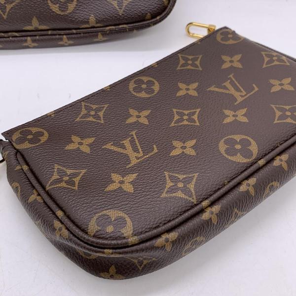 Louis Vuitton Multi Pochette Accessoires Monogram Canvas