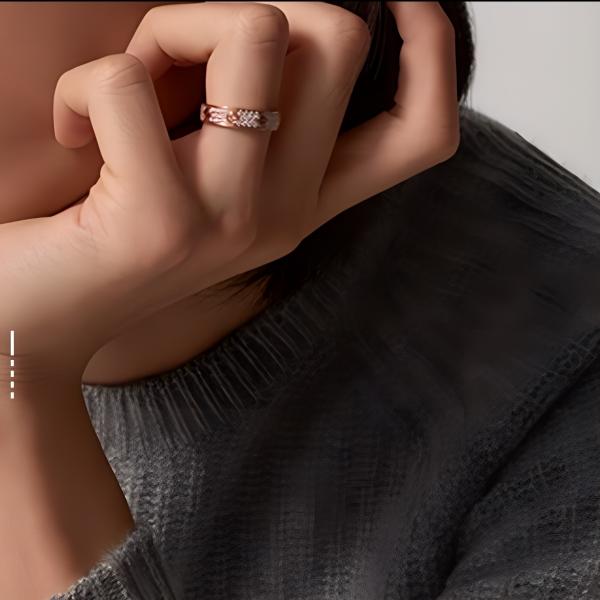 Cartier Love series 18K rose gold wide version diamond-studded ring