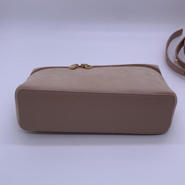 Loro Piana Extra Pocket L19 Cream Honey Deer Skin Gold Hardware Lunch Box Bag