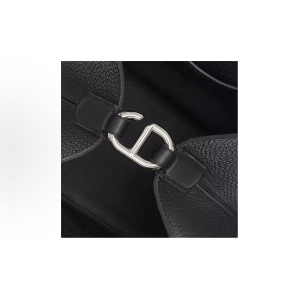 Hermès In The Loop 23 black silver-studded TC leather pig-nose basket bag for carrying water and handbag